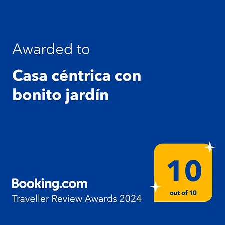 Casa Centrica Con Bonito Jardin Con 3 Dormitorios Holiday home