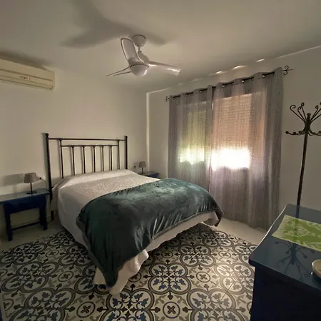 Holiday home Casa Centrica Con Bonito Jardin Con 3 Dormitorios